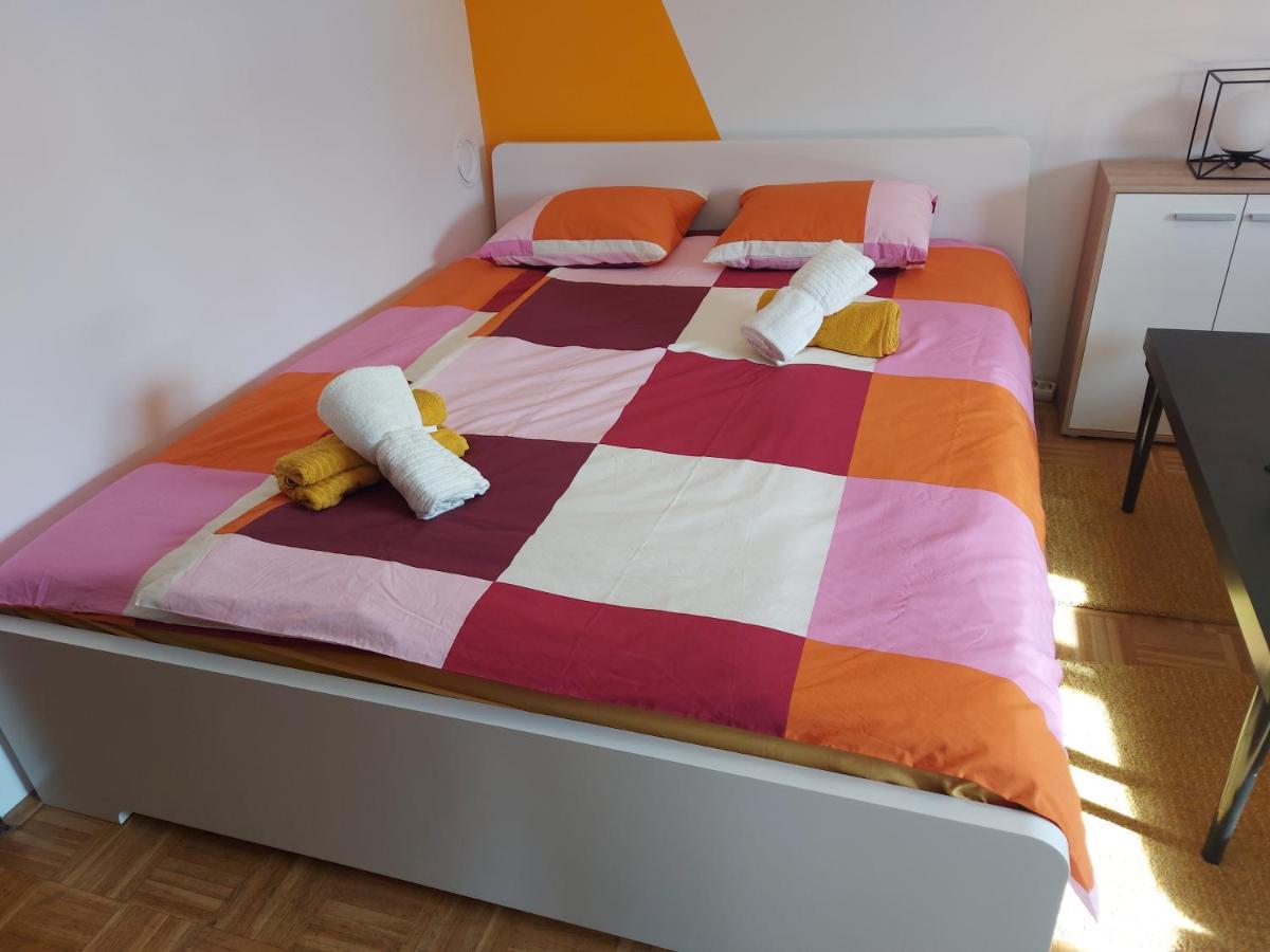 Zagreb Apartment Toni Bagian luar foto