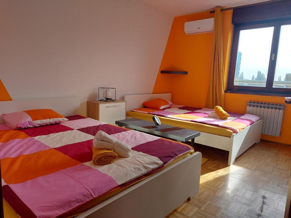 Zagreb Apartment Toni Bagian luar foto
