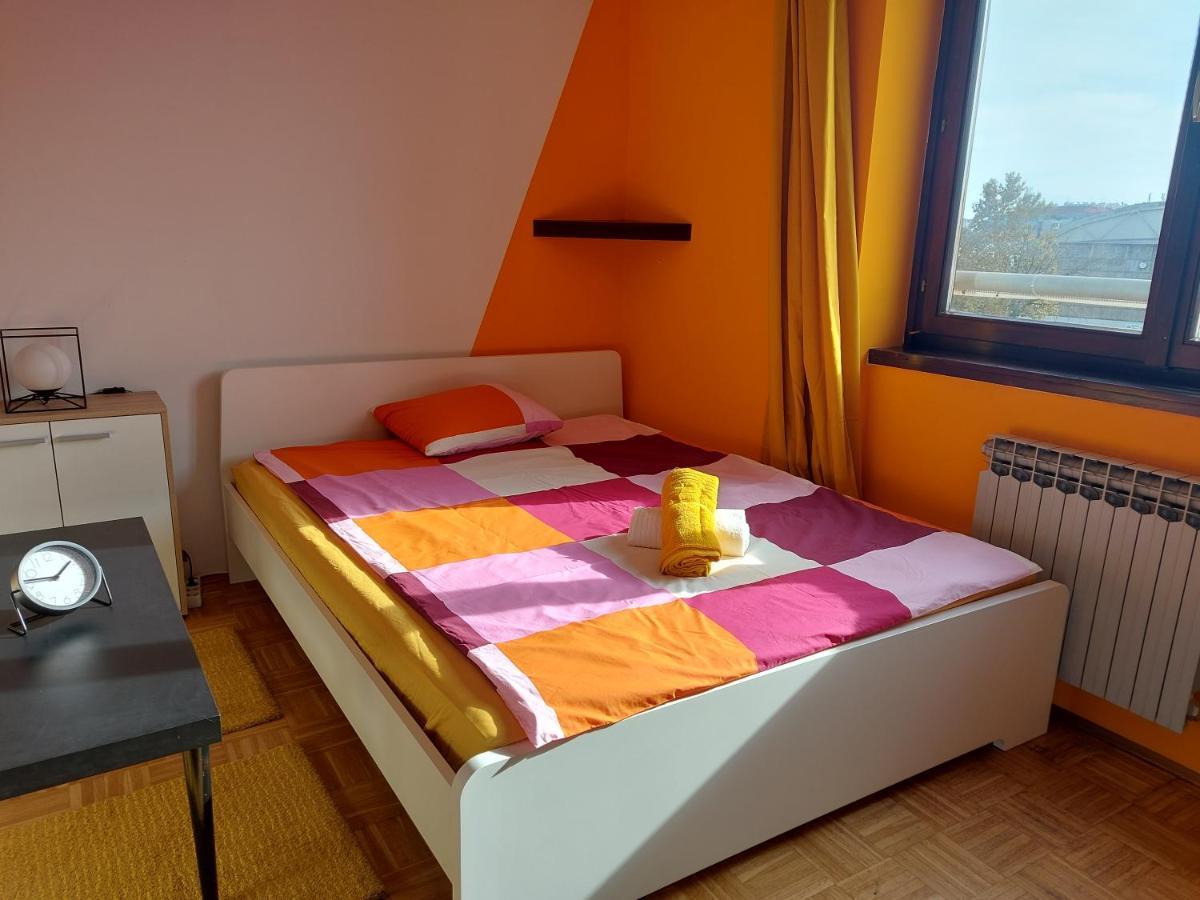 Zagreb Apartment Toni Bagian luar foto