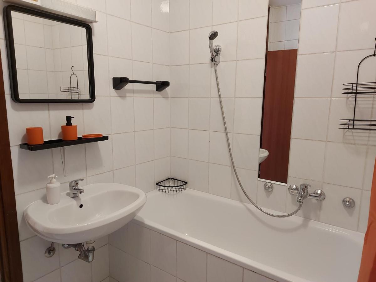 Zagreb Apartment Toni Bagian luar foto